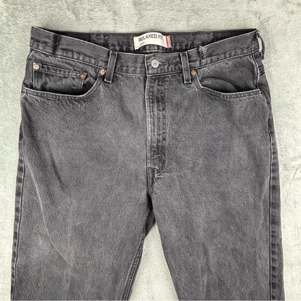 Levi's 550 Jeans Mens 38X32‎ Black Relaxed Fit Straight Distressed (Fit 38x30)
